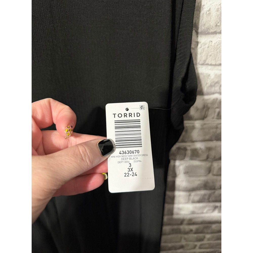 Torrid Mini High Neck Tank Skater Dress Deep Black Ribbed Pockets 3 3X 22-24 - Picture 3 of 4